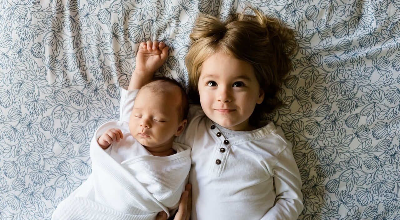 Do You Know How Much to Pay a Babysitter?