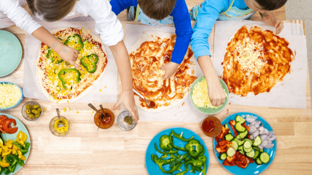 http://www.momjunction.com/articles/yummy-healthy-pizza-varieties-for-your-kids_0077534/
